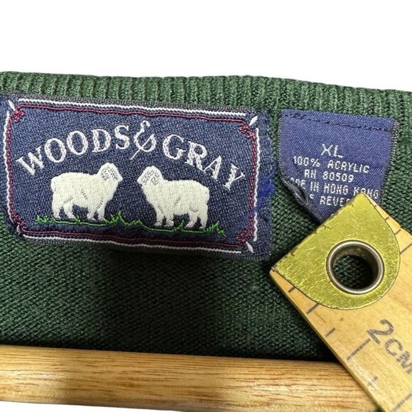 Woods and Gray Green V Neck Knit Sweater Mens XL Preppy Golf Acrylic Spring - Picture 2 of 6